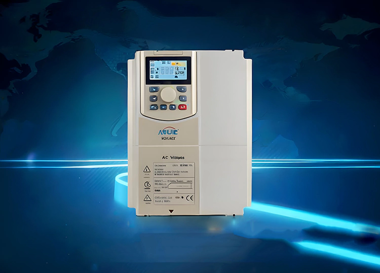Co je Universal AC Drive‌?